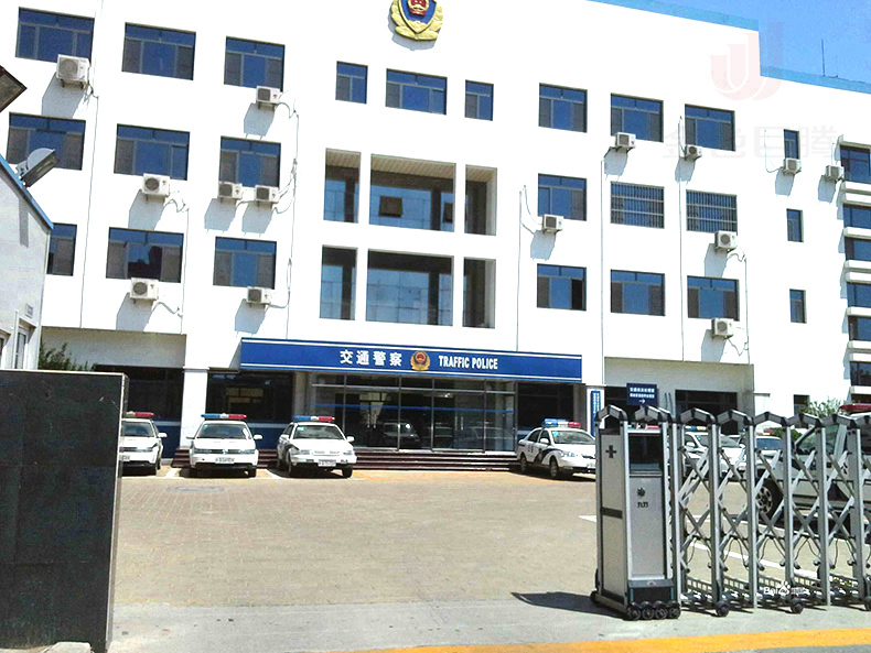 1517454403804013.jpg timg.jpg